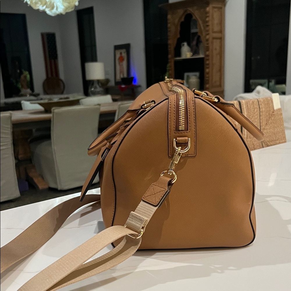 Michael Kors Leather Weekend Traveler - Picture 5 of 7